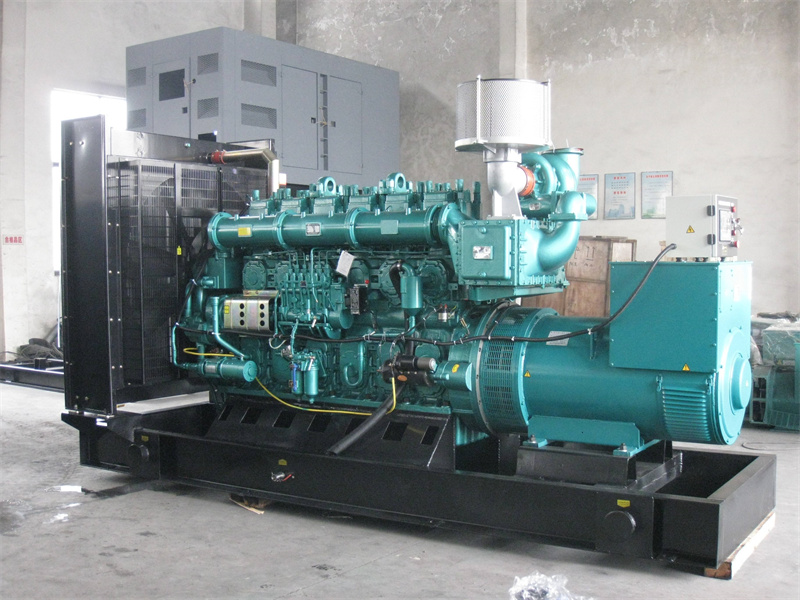 萍乡200KW 柴油发电机的油耗是多少?